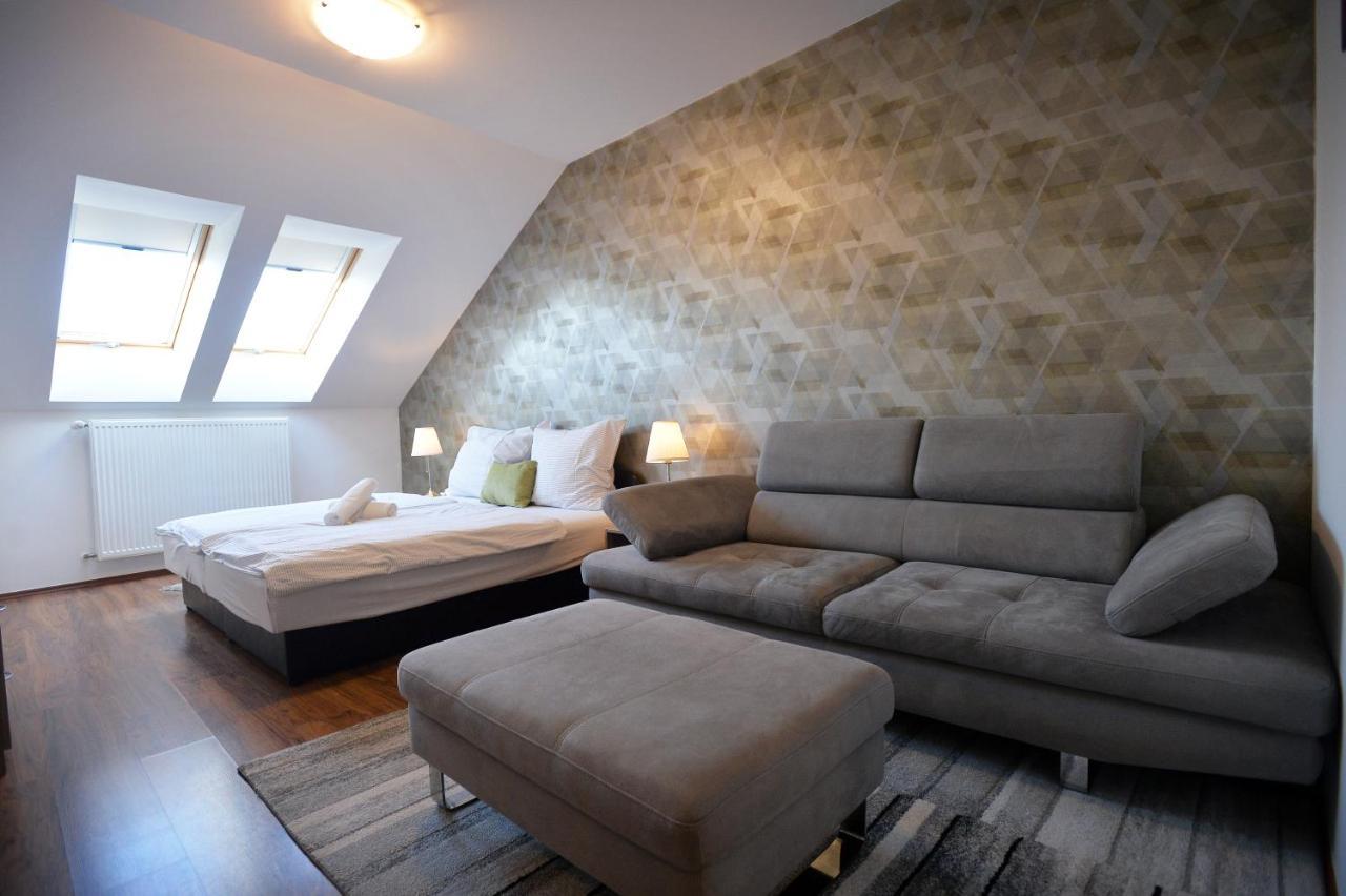 Corner Apartman Έγκερ Εξωτερικό φωτογραφία