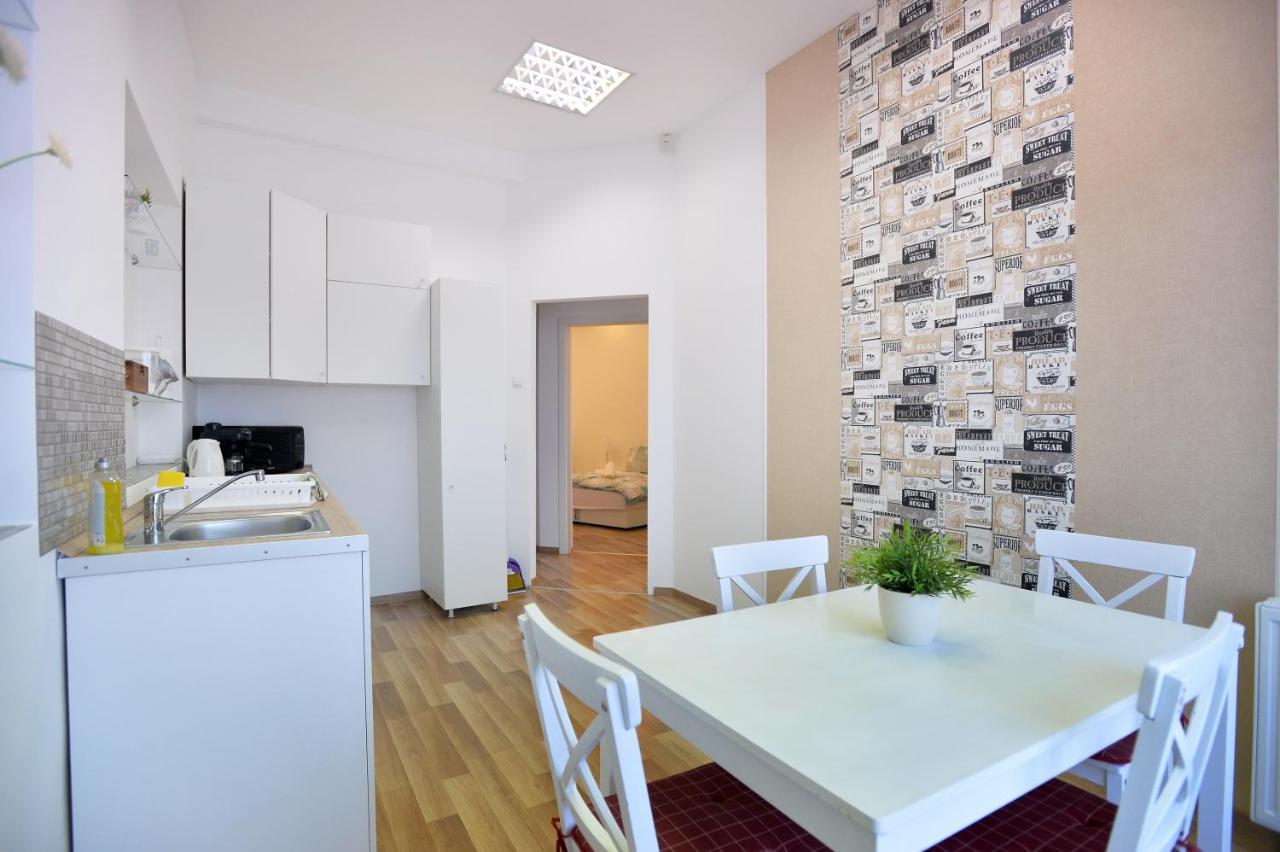 Corner Apartman Έγκερ Εξωτερικό φωτογραφία