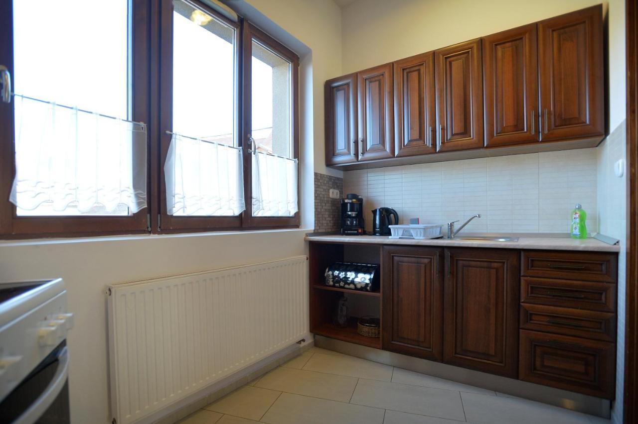 Corner Apartman Έγκερ Εξωτερικό φωτογραφία