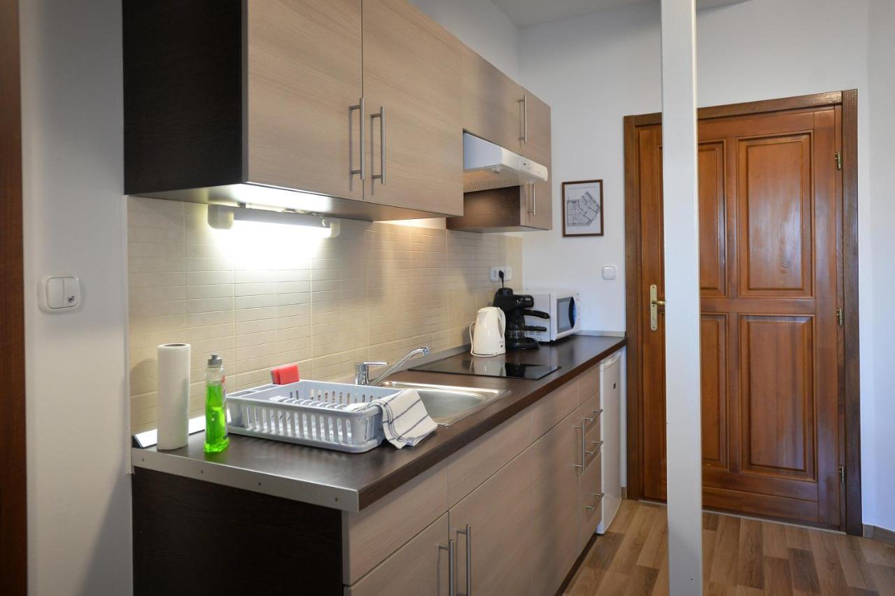 Corner Apartman Έγκερ Εξωτερικό φωτογραφία