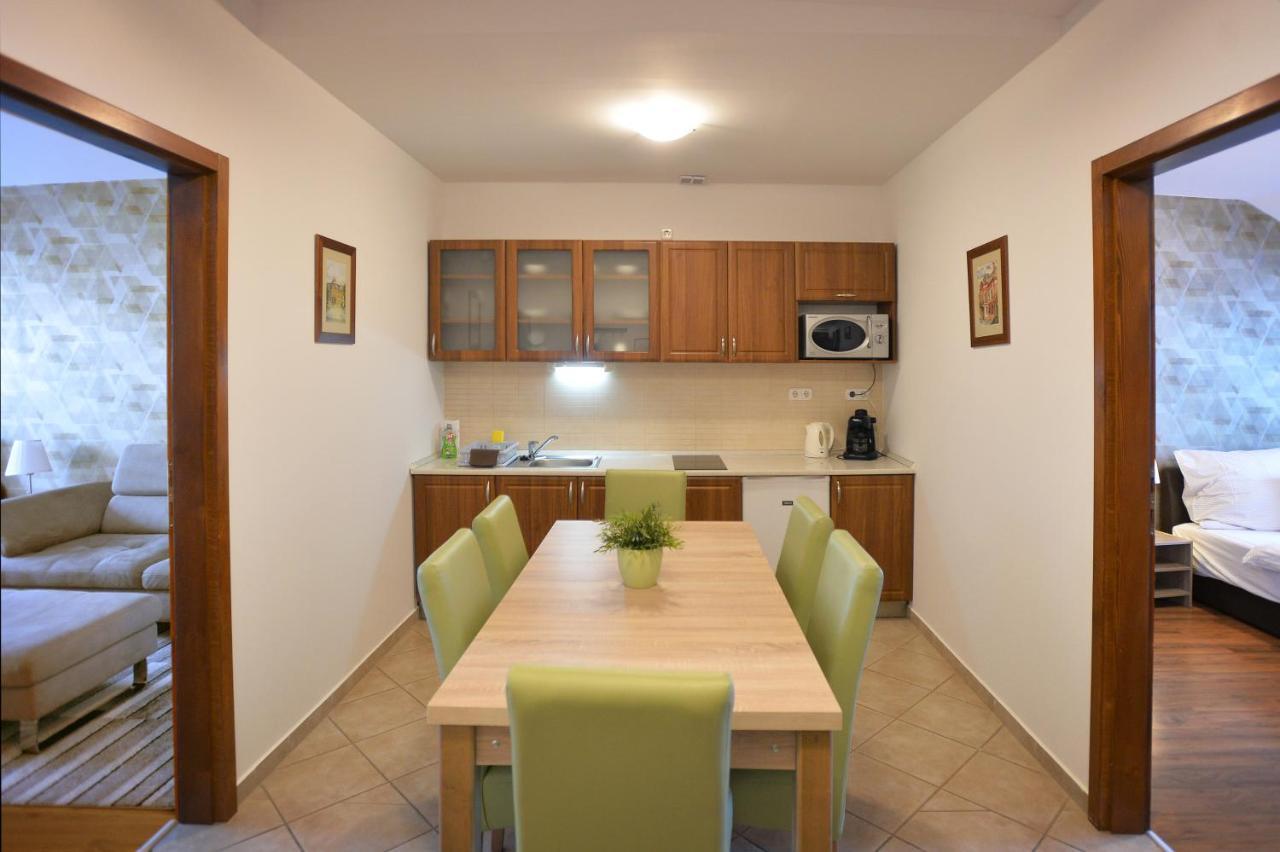 Corner Apartman Έγκερ Εξωτερικό φωτογραφία