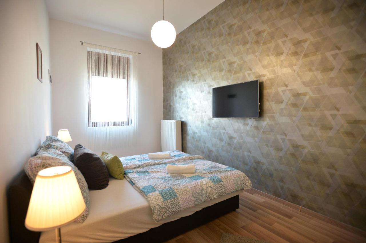 Corner Apartman Έγκερ Εξωτερικό φωτογραφία