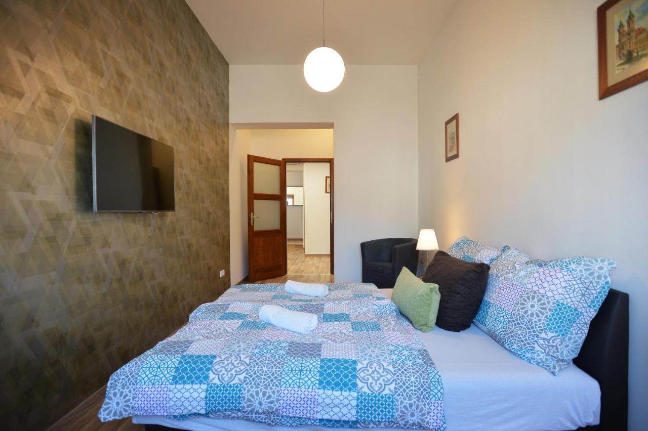 Corner Apartman Έγκερ Εξωτερικό φωτογραφία