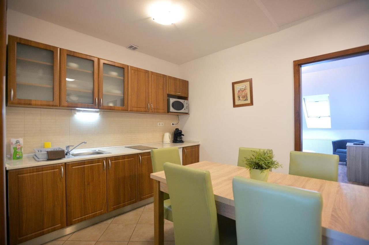 Corner Apartman Έγκερ Εξωτερικό φωτογραφία