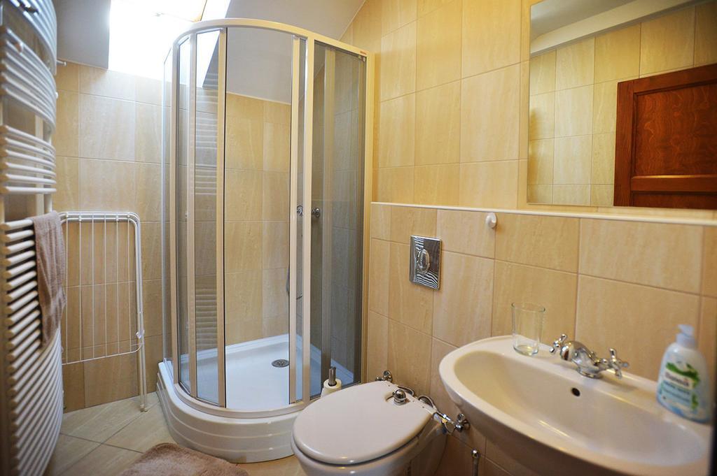 Corner Apartman Έγκερ Δωμάτιο φωτογραφία