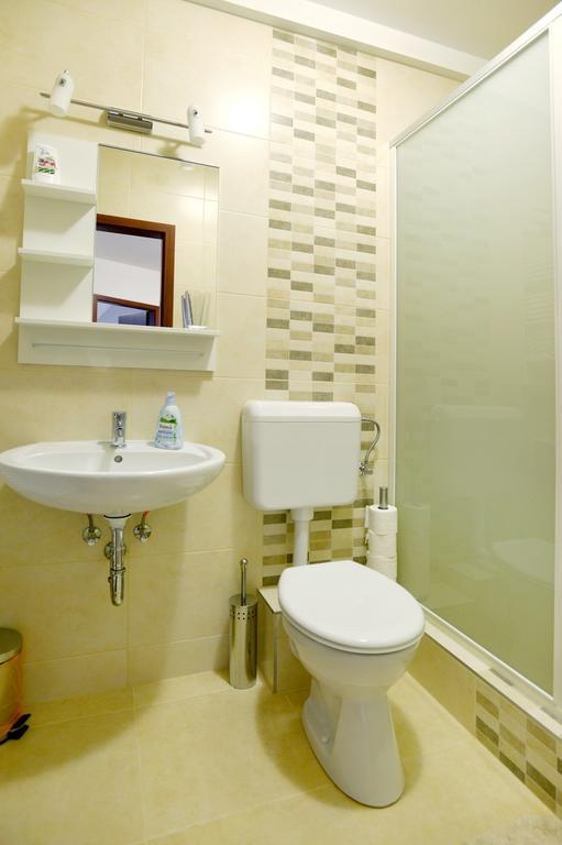 Corner Apartman Έγκερ Δωμάτιο φωτογραφία