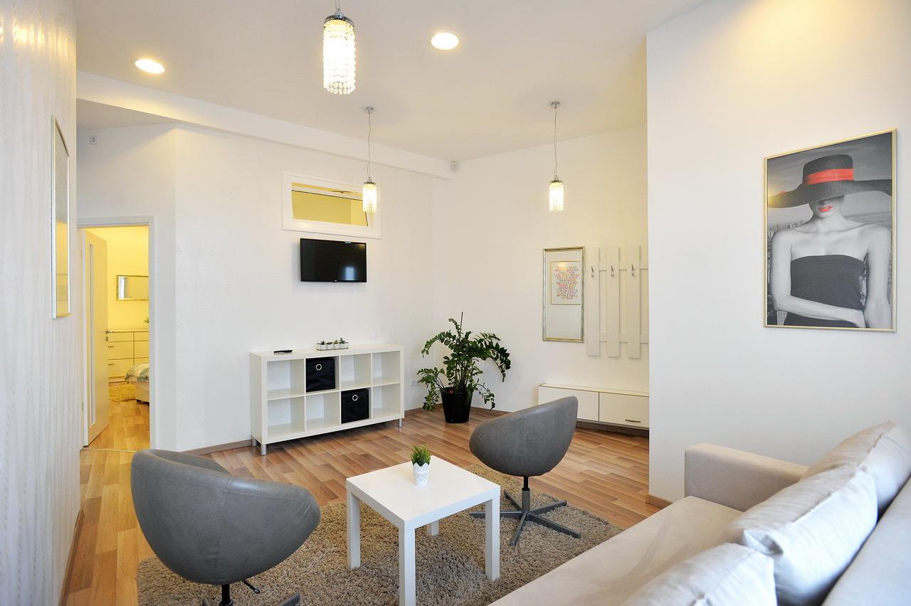 Corner Apartman Έγκερ Εξωτερικό φωτογραφία