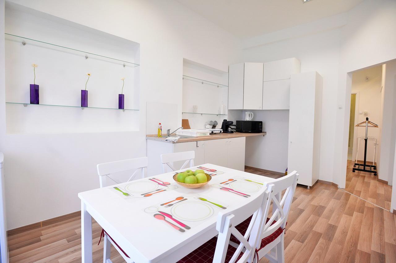 Corner Apartman Έγκερ Εξωτερικό φωτογραφία